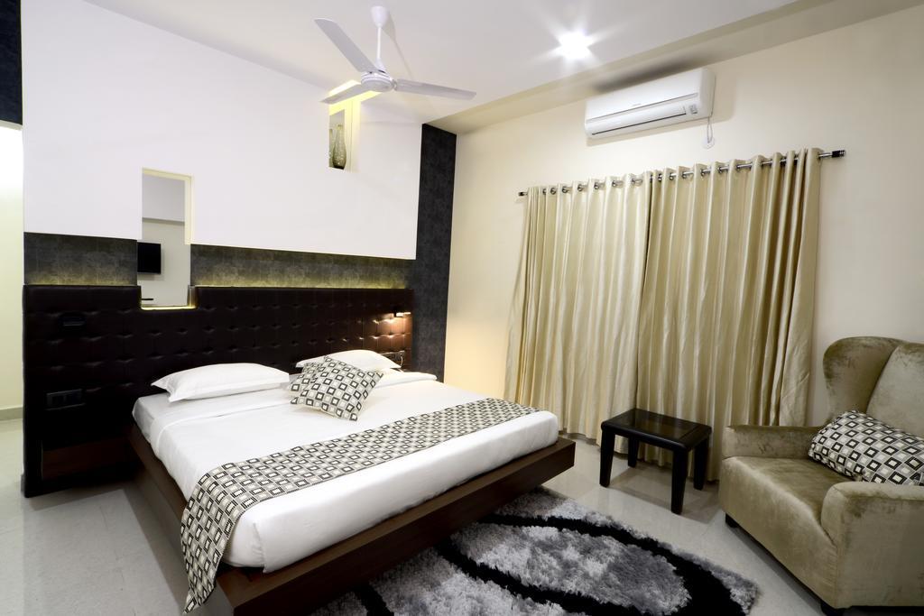 Hotel Serenity La Vista Hyderabad Bagian luar foto