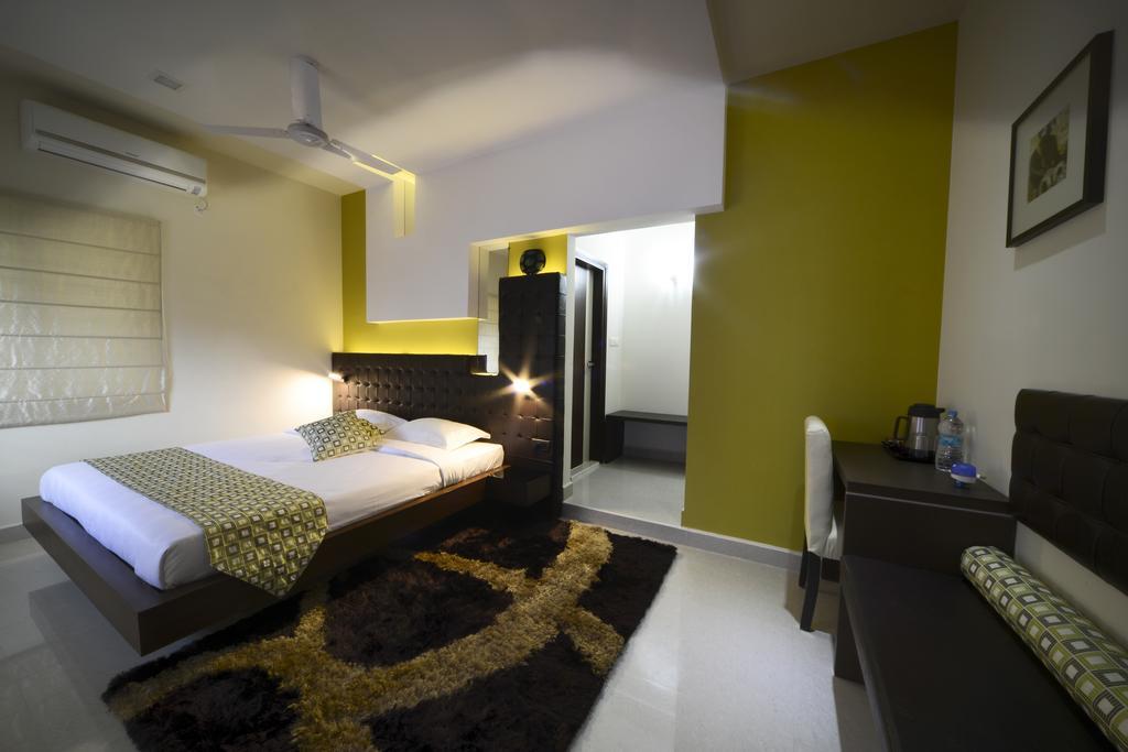 Hotel Serenity La Vista Hyderabad Bagian luar foto