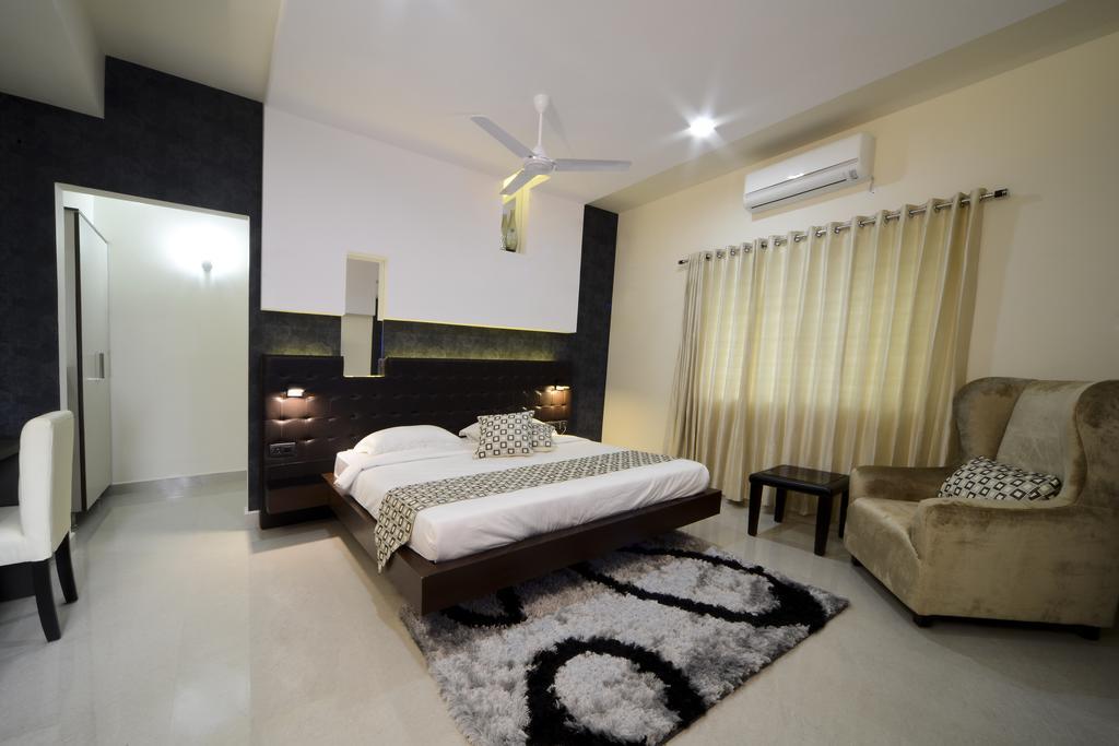 Hotel Serenity La Vista Hyderabad Bagian luar foto